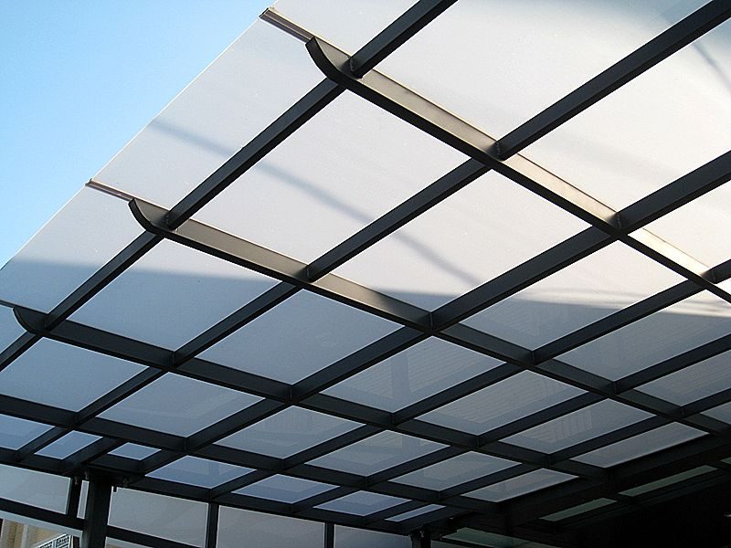 Flat polycarbonate sheeting