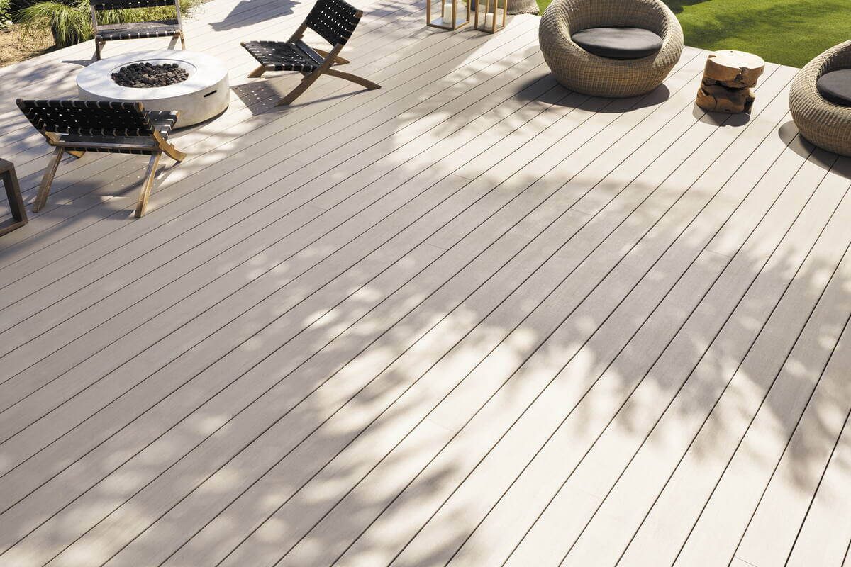 Composite deck Stellenbosch Decking Pro