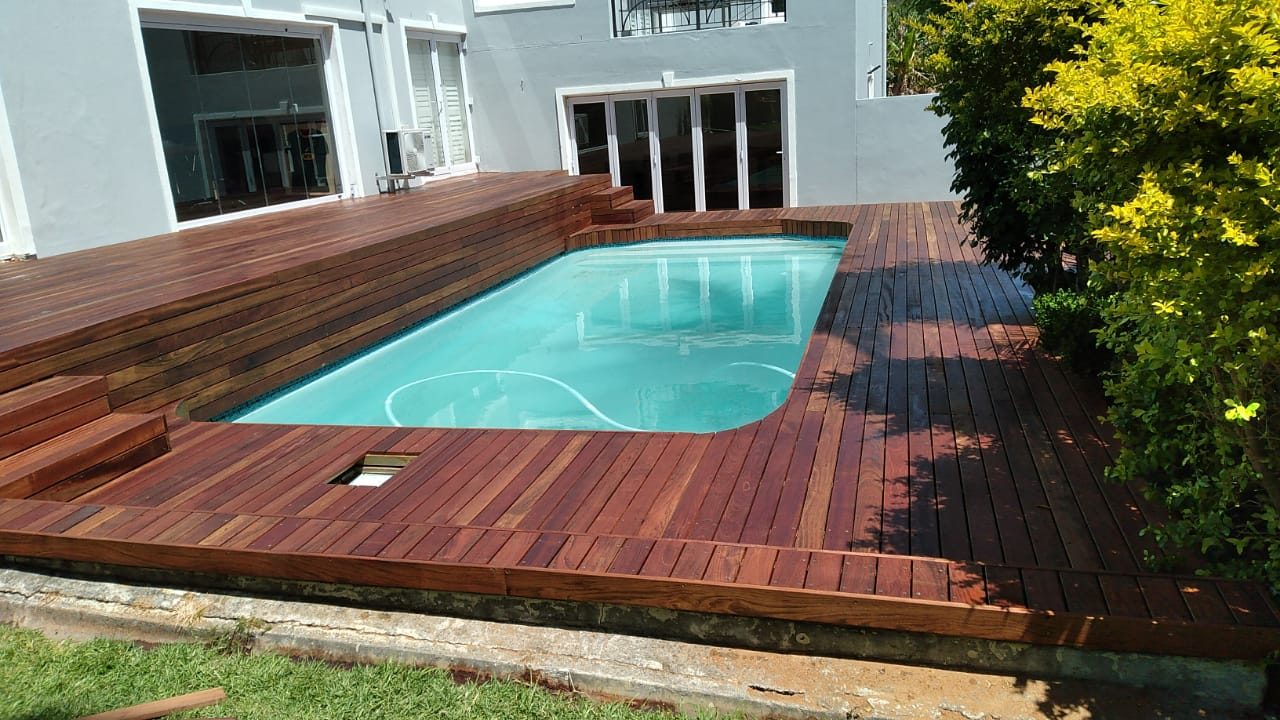 Balau hardwood deck varnished Stellenbosch