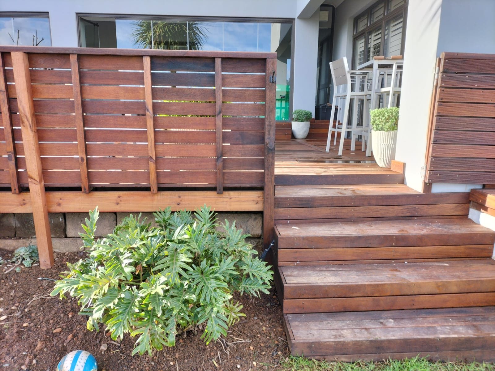 Hardwood deck stained, photo 21