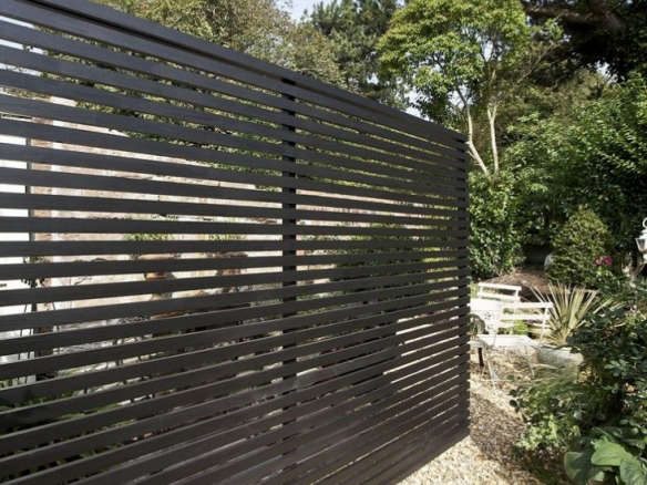 Composite privacy screen