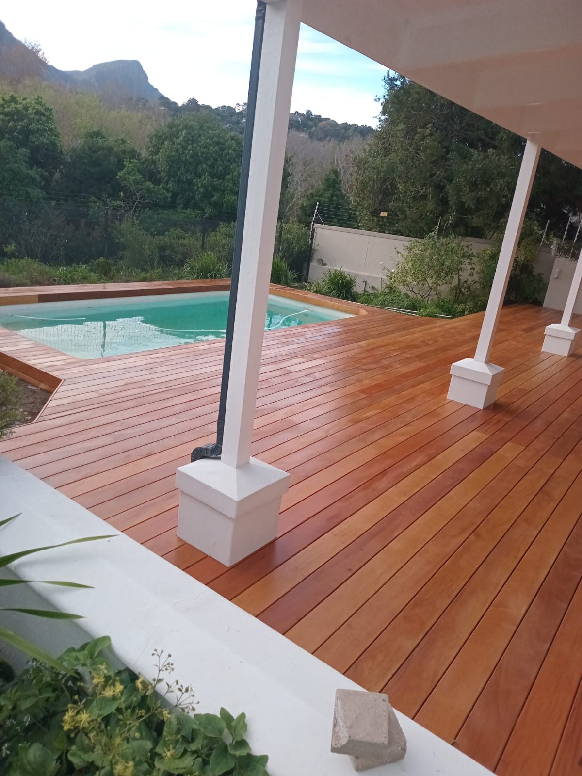 Oiled Garapa deck Noordhoek, photo 3