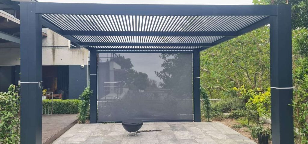 Automated & Motorised Pergola screens, image 3 Automated & Motorised Pergola screens, image 3