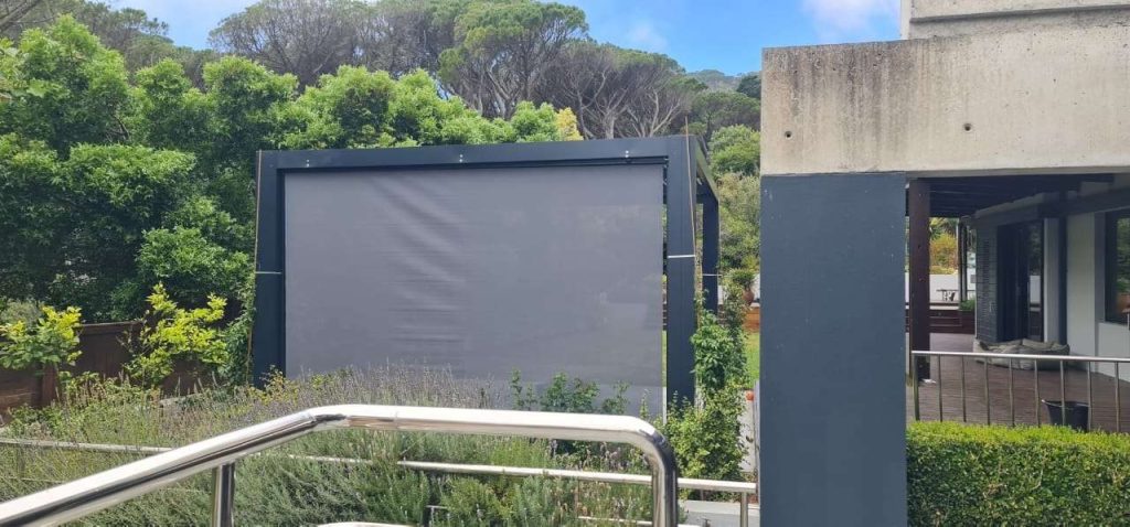 Automated & Motorised Pergola screens, image 4 Automated & Motorised Pergola screens, image 4