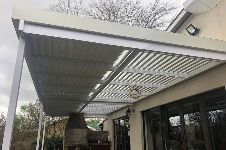 An open Louvered roof.