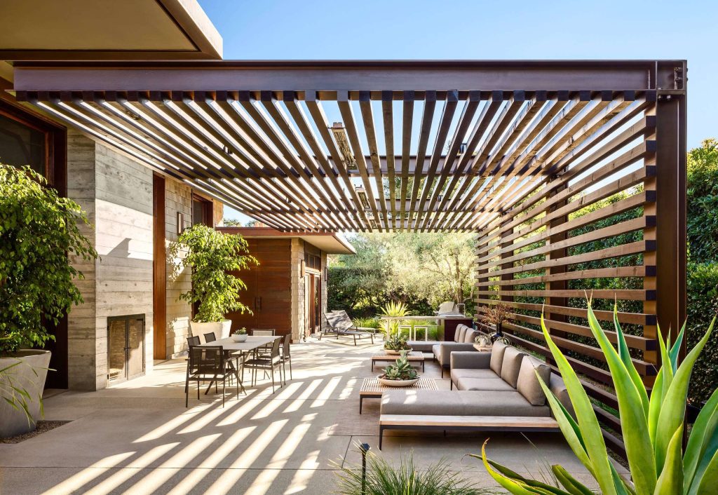 Slatted & Enclosed Pergola Roof