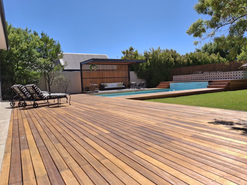 Red Grandis Pergola & Deck in Stellenbosch, photo 1