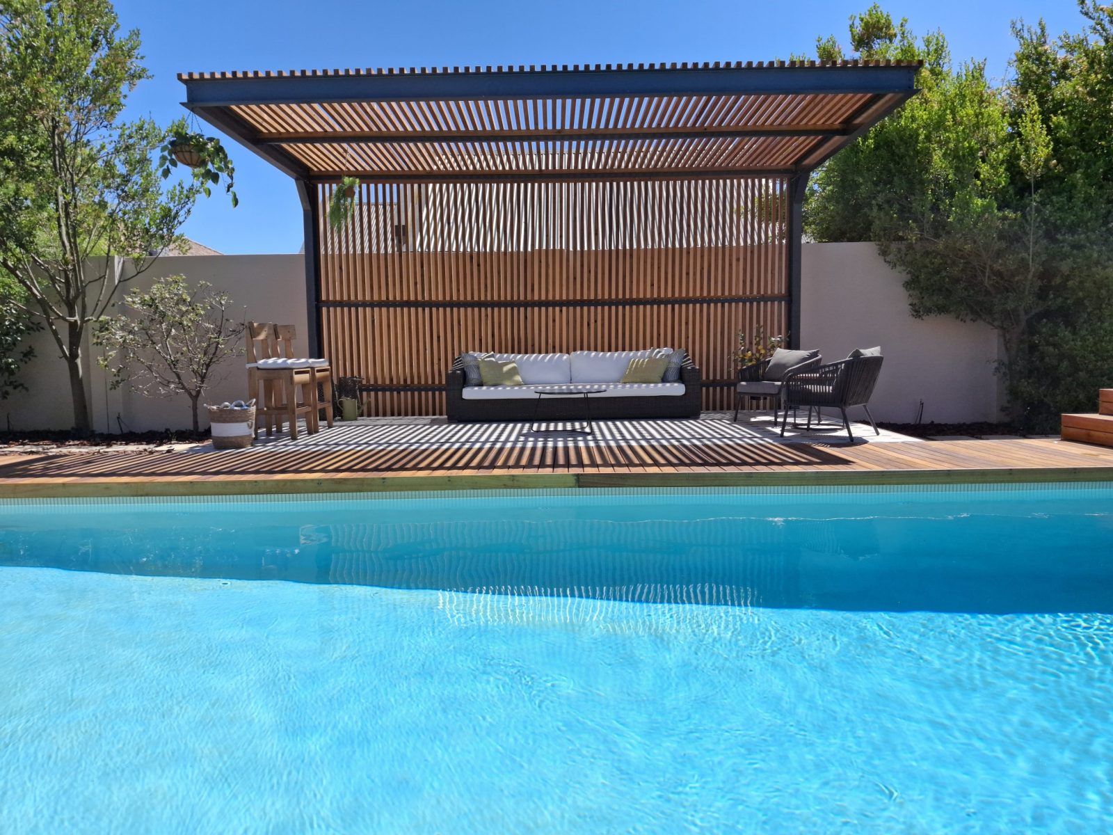 Red Grandis Pergola & Deck in Stellenbosch, photo 12
