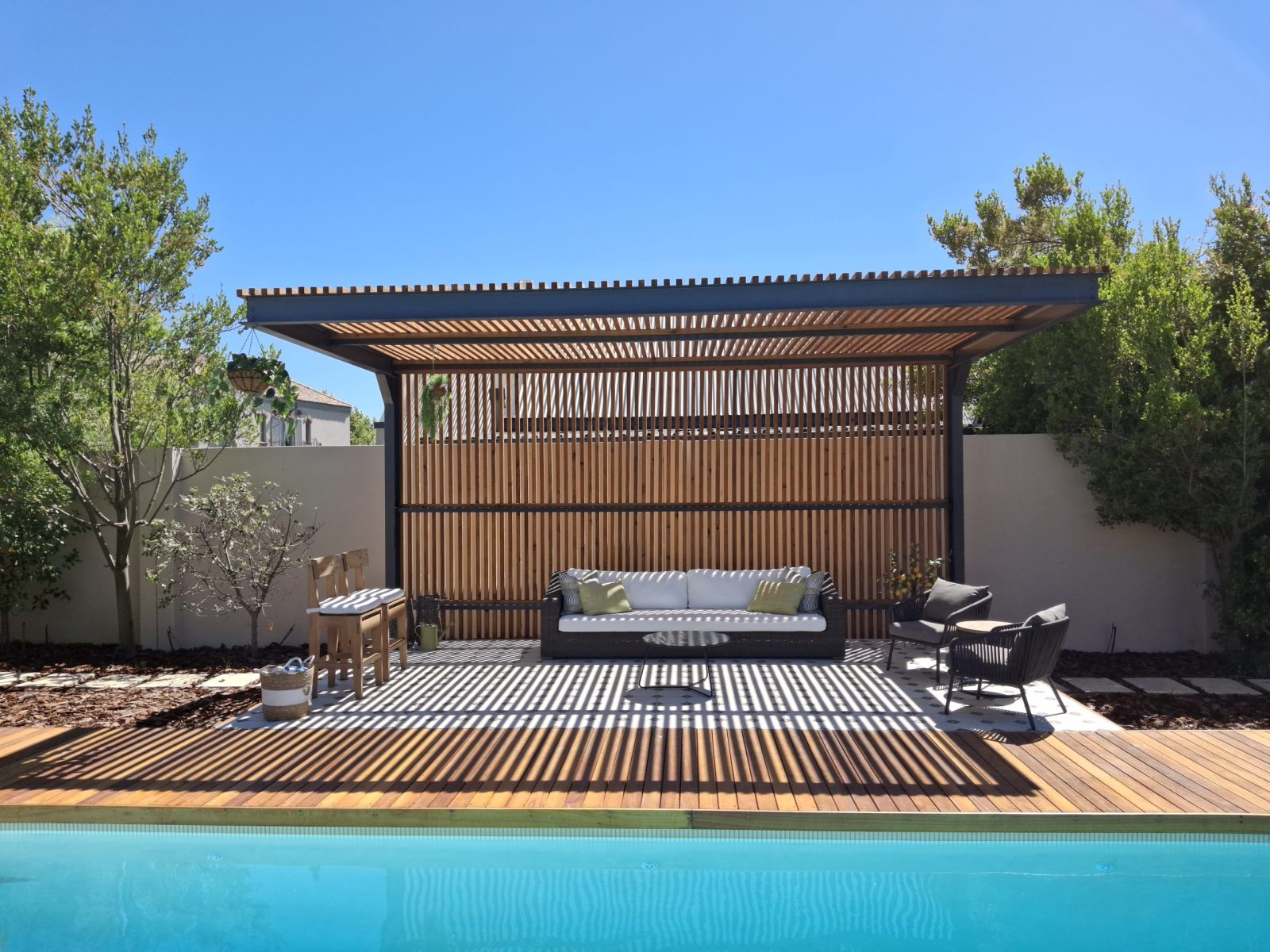 Red Grandis Pergola & Deck in Stellenbosch, photo 13