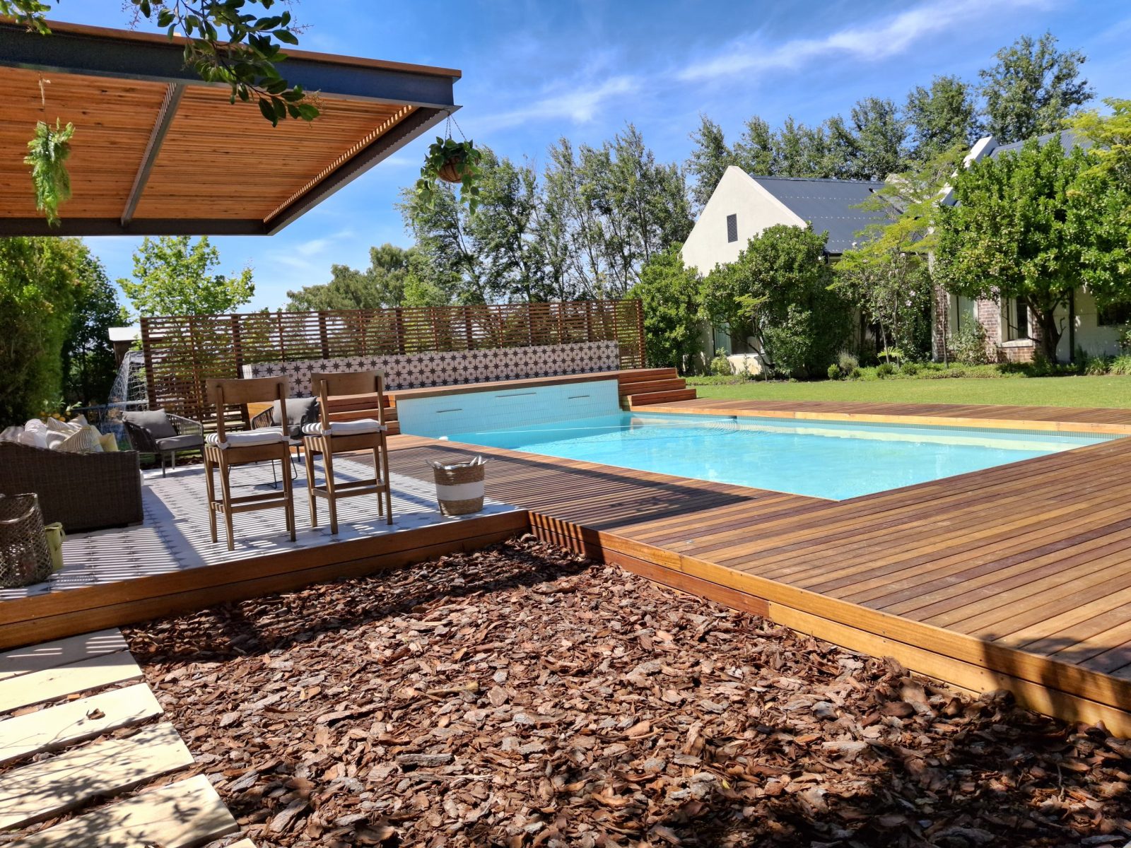 Red Grandis Pergola & Deck in Stellenbosch, photo 16