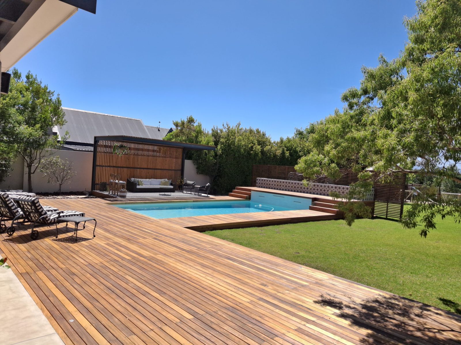 Red Grandis Pergola & Deck in Stellenbosch, photo 18