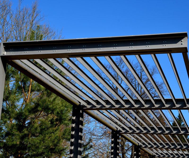 Steel i beam pergola with louvre roof