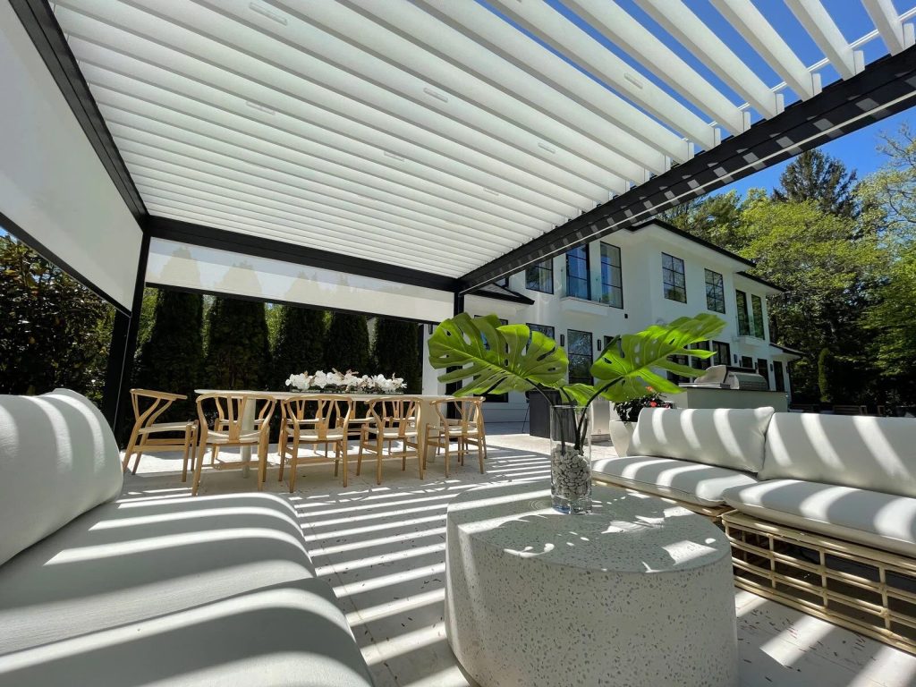Louvered Aluminium Pergola